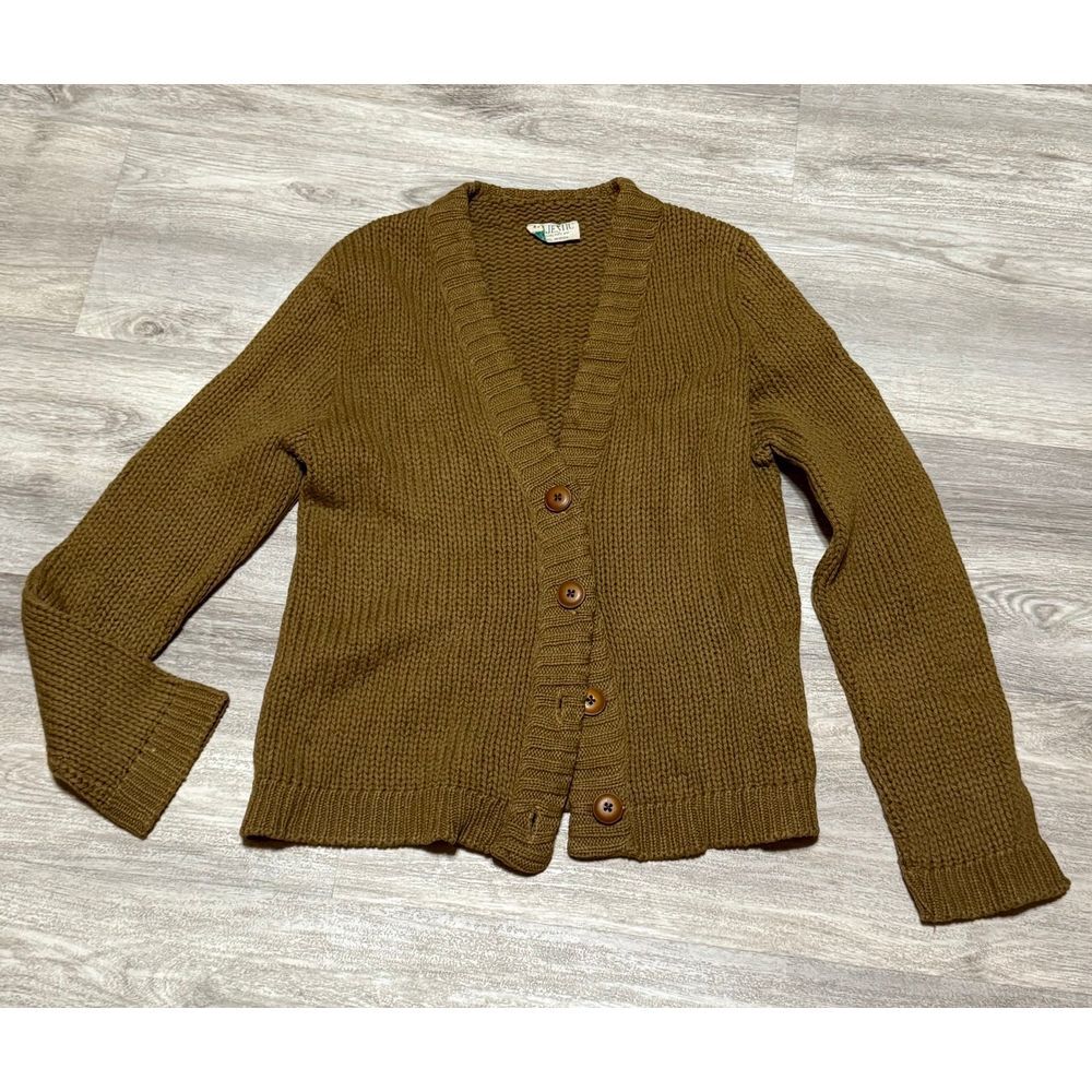Vintage brown Majestic cardigan 100%‎ wool sweater. Pit to pit is 16